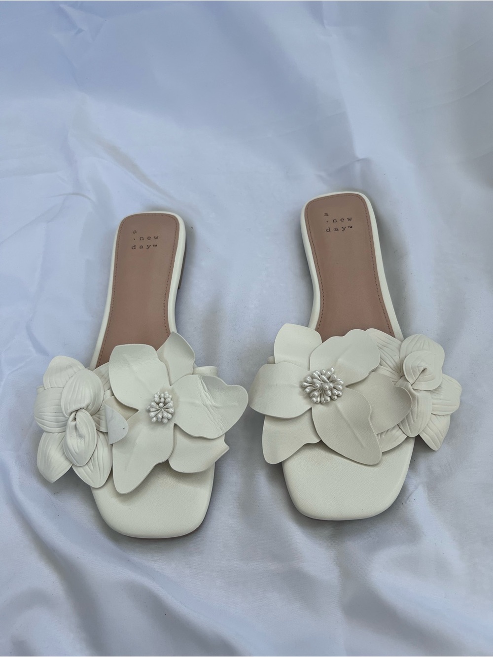 a new day Cream Floral Slide Mules